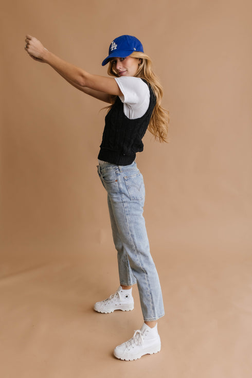 Snow Bunny Knit Vest// Black